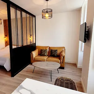 Studio Neuf De Designer Bien Agence En Plein Centre De Vannes